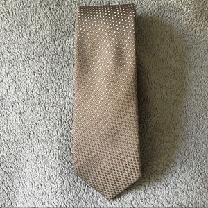 Gray men’s tie, dotted with darker gray